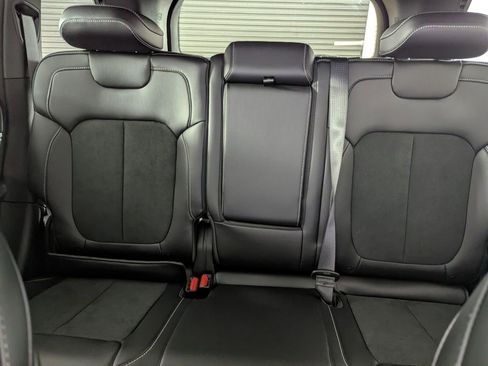 New 2026 Jeep Grand Cherokee Altitude RWD image 19