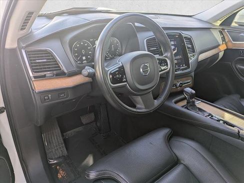 Used 2017 Volvo XC90 T6 Inscription w/ Vision Package image 11