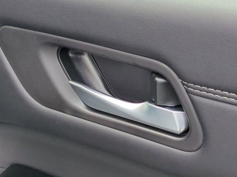 New 2026 Nissan Pathfinder Platinum FWD image 38