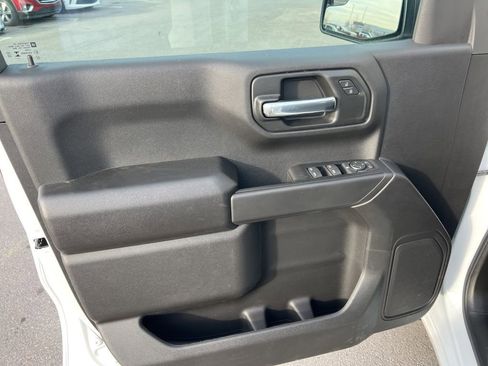 New 2026 Chevrolet Silverado 1500 Custom image 4