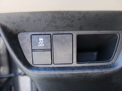 Certified 2024 Honda HR-V LX image 26