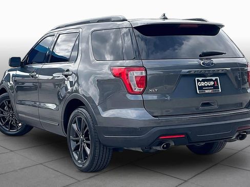 Used 2019 Ford Explorer XLT w/ Equipment Group 202A FWD image 12