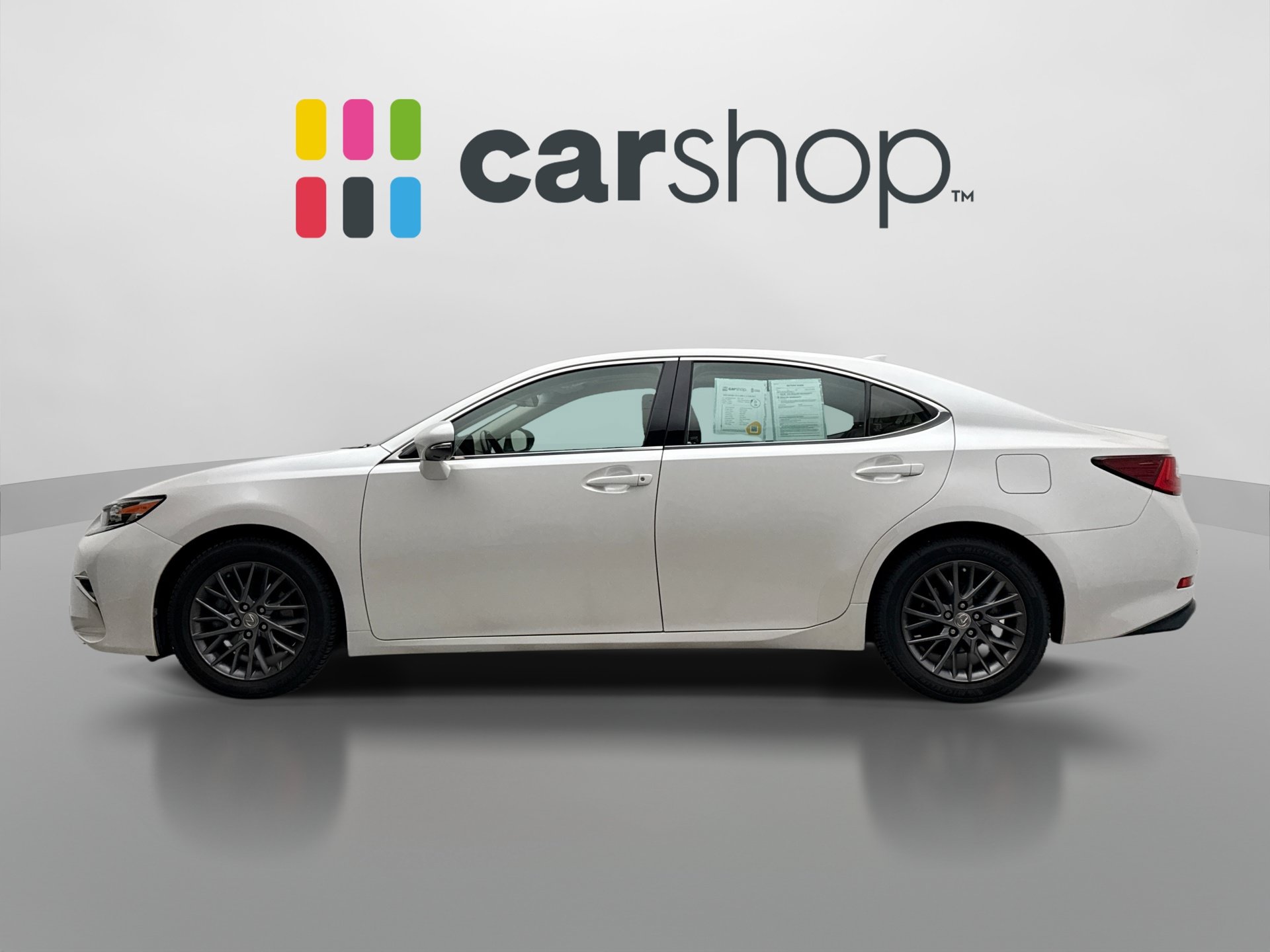 Used 2018 Lexus ES 350 w/ Navigation System Package FWD image 2