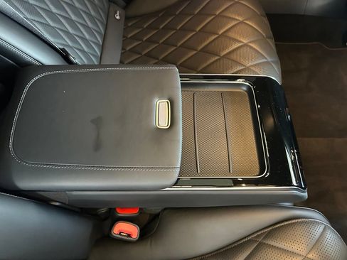 Used 2023 Mercedes-Benz S 580 4MATIC Sedan image 28