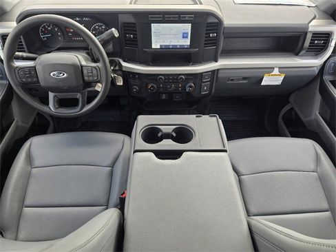 Used 2023 Ford F250 XL image 19
