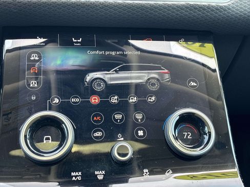 Used 2018 Land Rover Range Rover Velar S AWD/4WD image 25