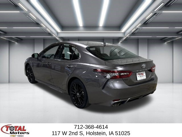 Used 2024 Toyota Camry XSE FWD image 6