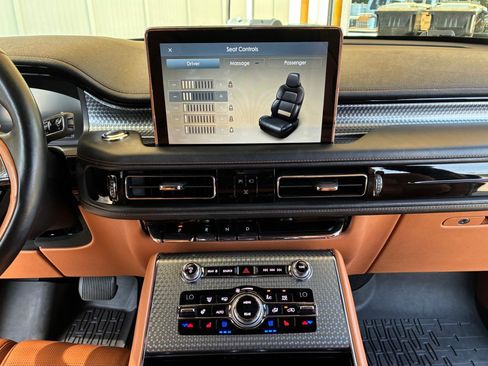 Used 2020 Lincoln Aviator Black Label w/ Dynamic Handling Package image 25