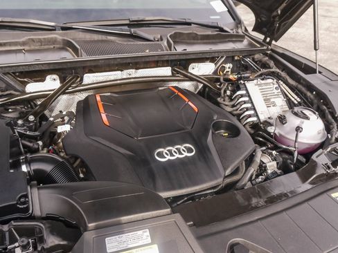 Used 2024 Audi SQ5 Premium Plus w/ S Sport Package image 26