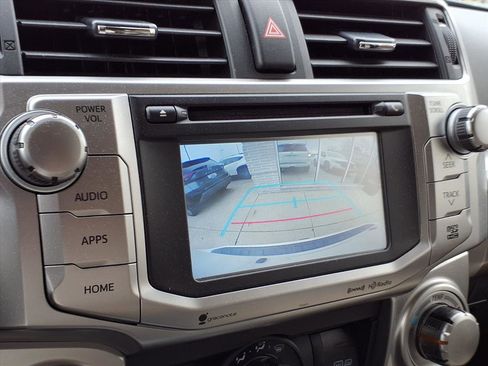 Used 2019 Toyota 4Runner SR5 Premium image 14