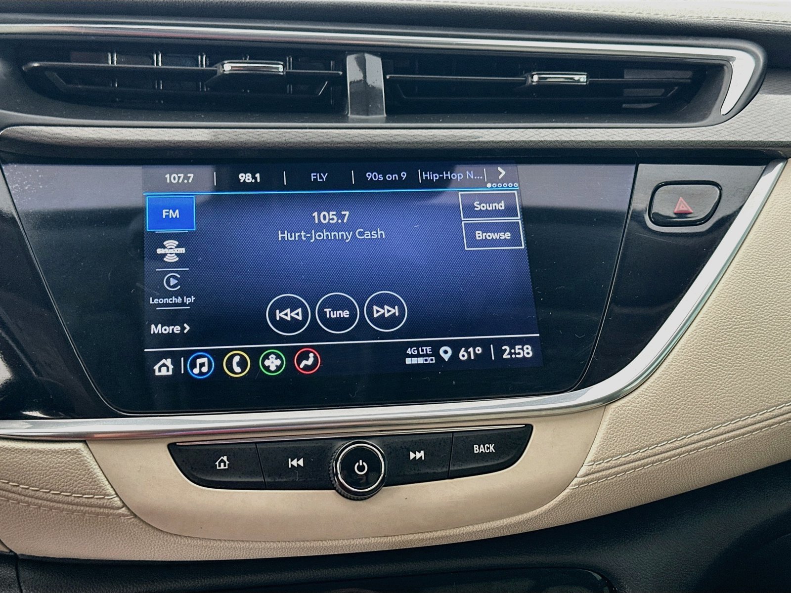 Used 2021 Buick Encore GX Essence AWD/4WD image 14