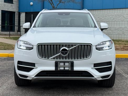 Used 2017 Volvo XC90 T8 Inscription w/ Vision Package image 2
