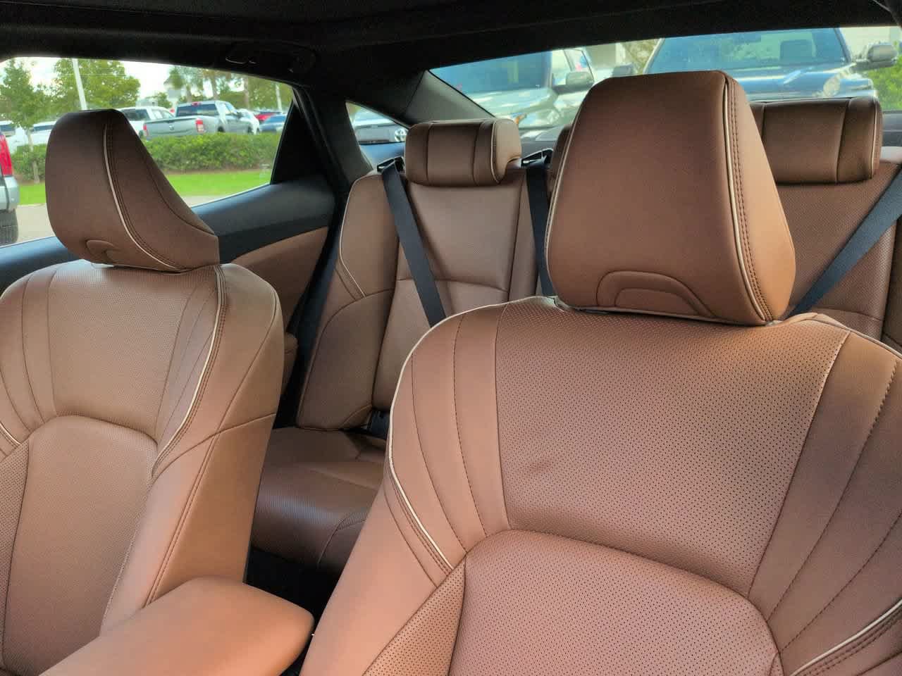 New 2027 Toyota Crown Platinum AWD/4WD image 7
