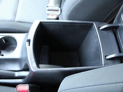 Used 2023 Kia Soul S FWD image 32