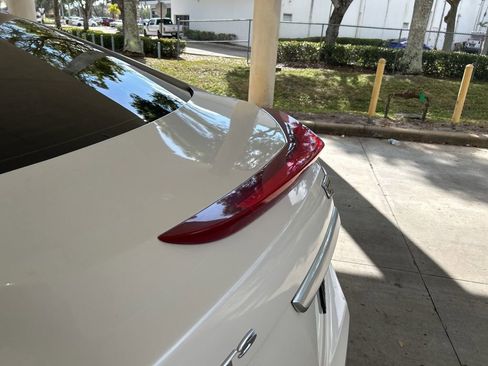 Used 2017 Cadillac XTS Luxury image 16