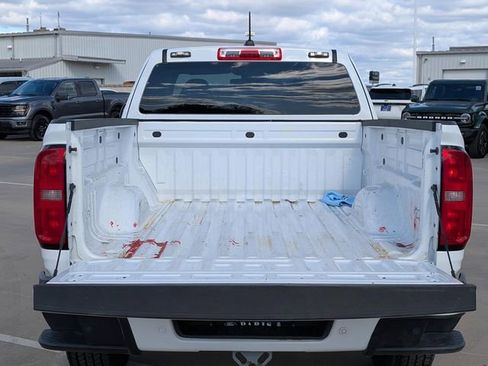 Used 2022 Chevrolet Colorado LT w/ Fleet Safety Package image 9