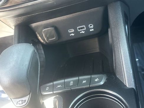 Used 2022 Chevrolet TrailBlazer LT w/ Convenience Package image 35