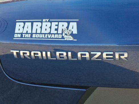 Used 2022 Chevrolet TrailBlazer ACTIV w/ Sun and Liftgate Package image 31