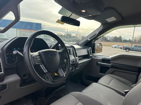 Used 2016 Ford F150 XLT w/ Equipment Group 301A Mid image 10