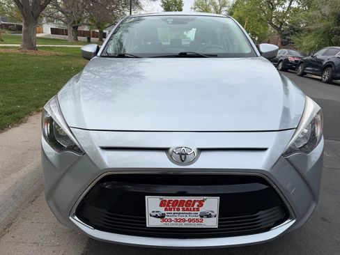 Used 2017 Toyota Yaris iA FWD image 8