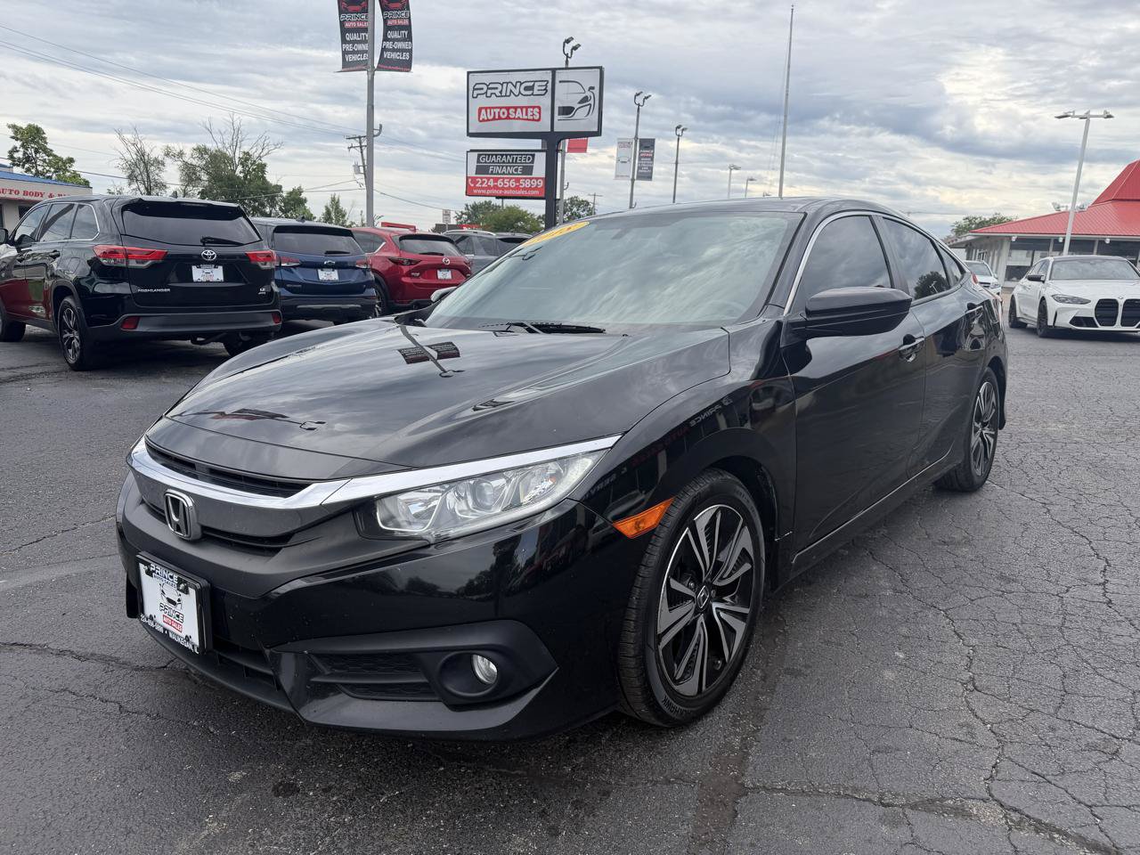 Used 2018 Honda Civic EX-L image 3
