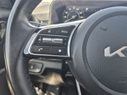 Used 2024 Kia Seltos S AWD/4WD image 19
