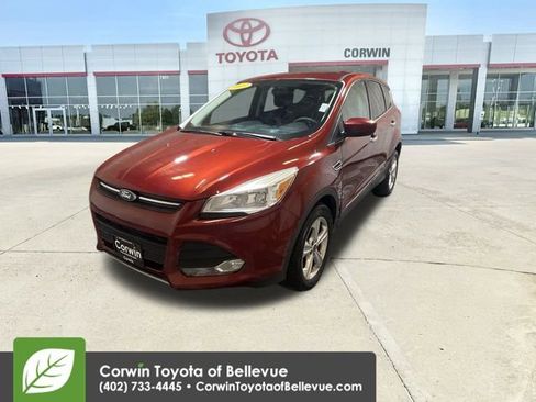 Used 2015 Ford Escape SE image 4