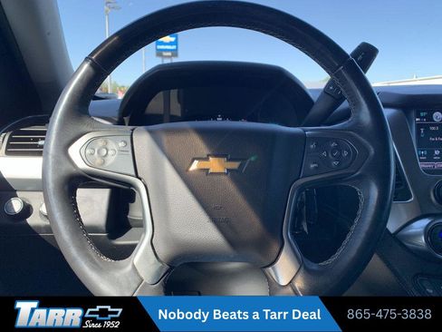 Used 2017 Chevrolet Suburban LT AWD/4WD image 11