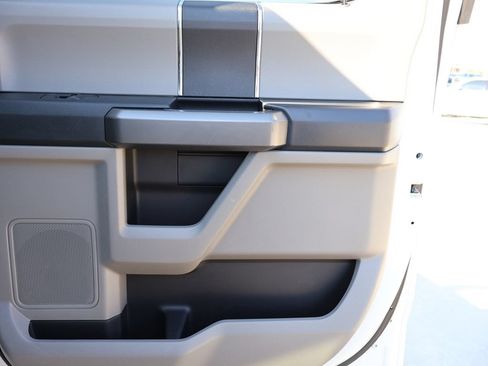 Used 2019 Ford F150 XLT RWD image 11