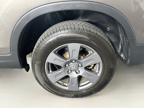 Used 2020 Honda Ridgeline RTL-E image 11