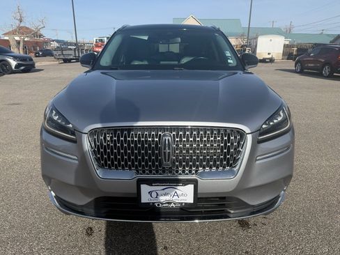 Used 2021 Lincoln Corsair AWD w/ Premium Package image 3