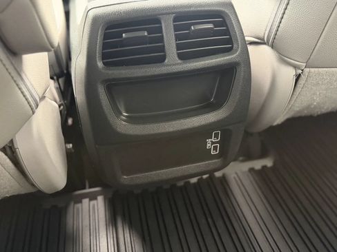 Used 2023 Honda Passport EX-L image 40