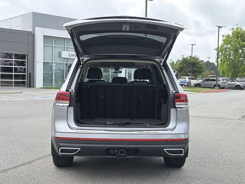 Used 2024 Volkswagen Atlas SEL AWD/4WD image 14