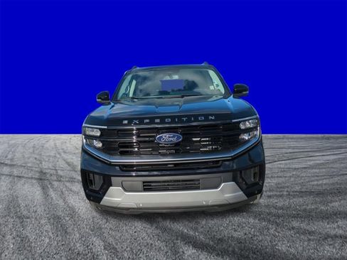 New 2026 Ford Expedition Max Platinum AWD/4WD image 9