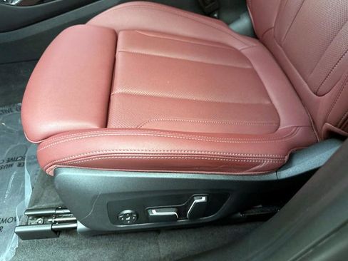 Used 2024 BMW X3 sDrive30i w/ Convenience Package w/ZPA RWD image 19