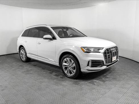 Used 2021 Audi Q7 2.0T Premium w/ Convenience Package image 11