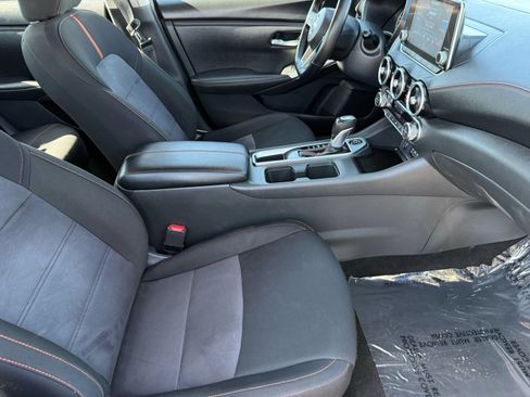 Used 2025 Nissan Sentra SR FWD image 31