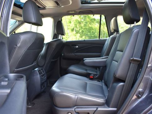 Used 2019 Honda Pilot Elite image 21