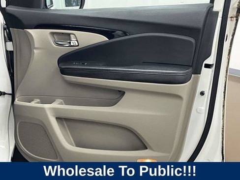 Used 2016 Honda Pilot Touring image 29