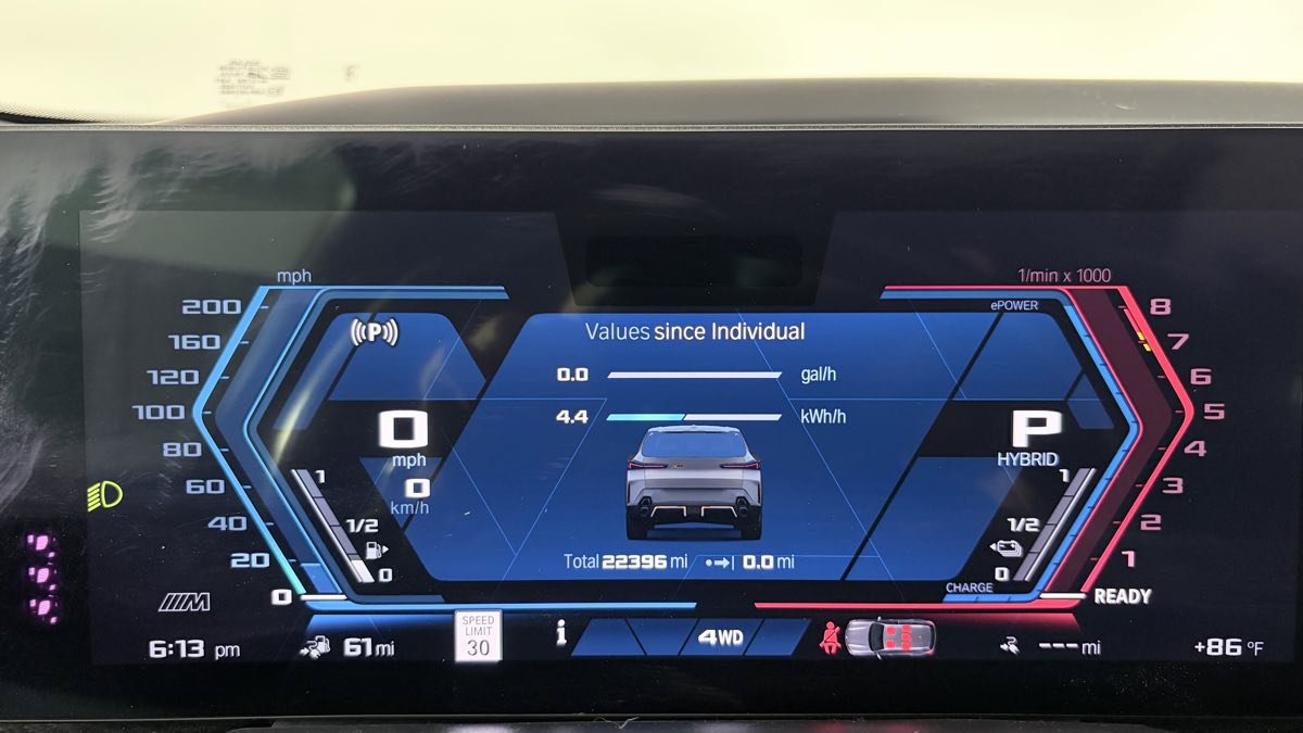 Used 2023 BMW XM AWD/4WD image 27