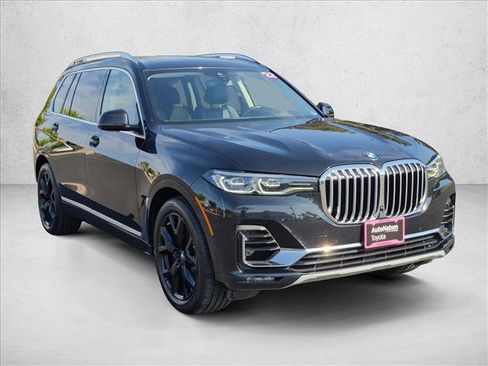 Used 2022 BMW X7 xDrive40i w/ Premium Package AWD/4WD image 3