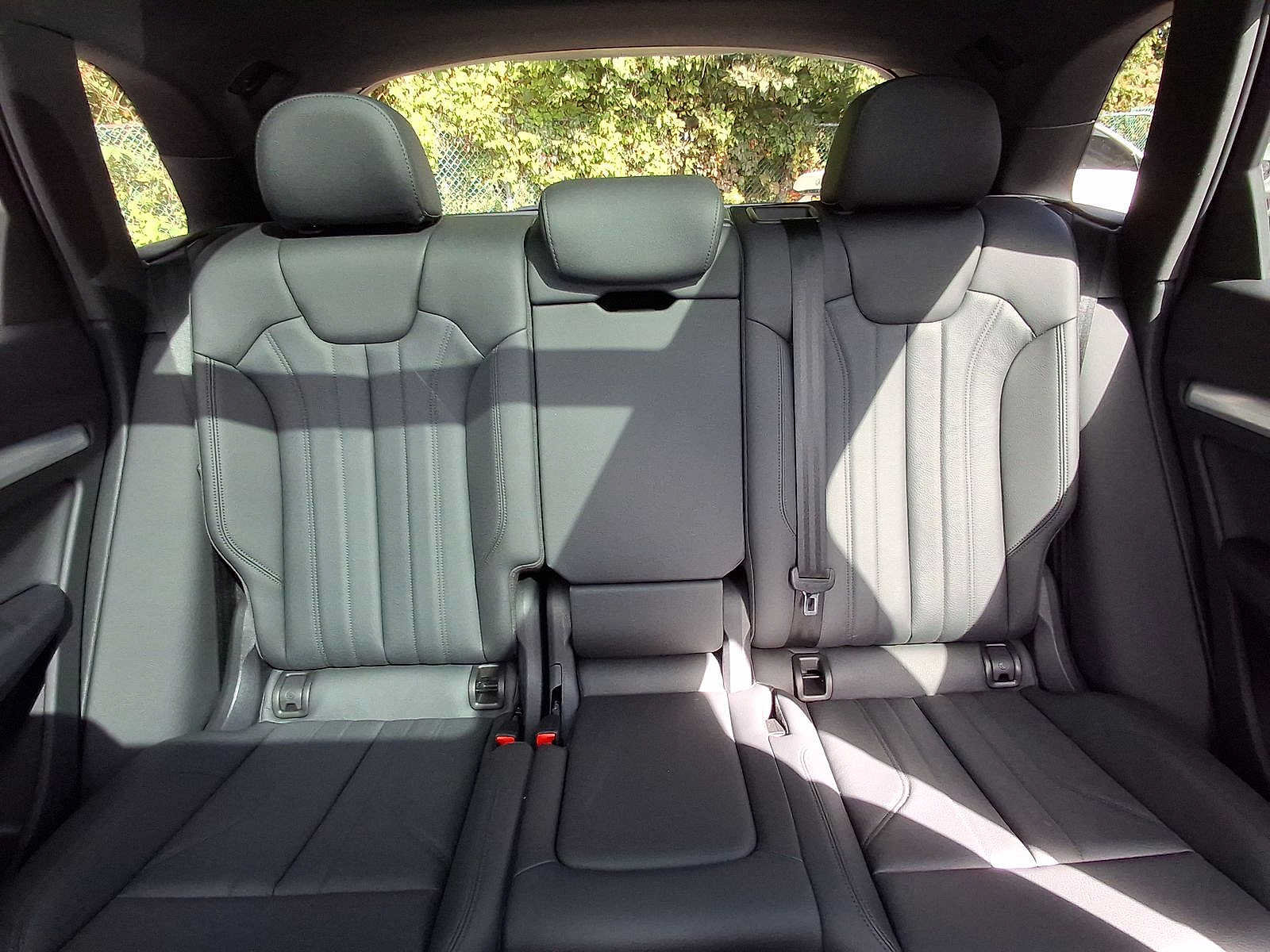 Used 2020 Audi Q5 2.0T Premium w/ Titanium Sport Package AWD/4WD image 13