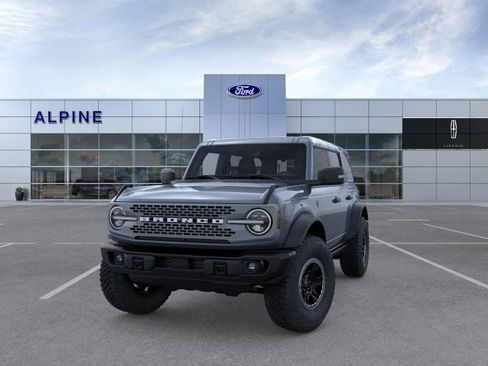New 2025 Ford Bronco Badlands image 2