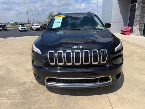 Used 2015 Jeep Cherokee Limited w/ Luxury Group image 4