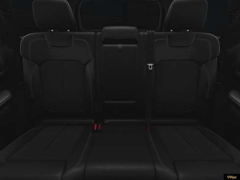 New 2025 Jeep Grand Cherokee Altitude image 17