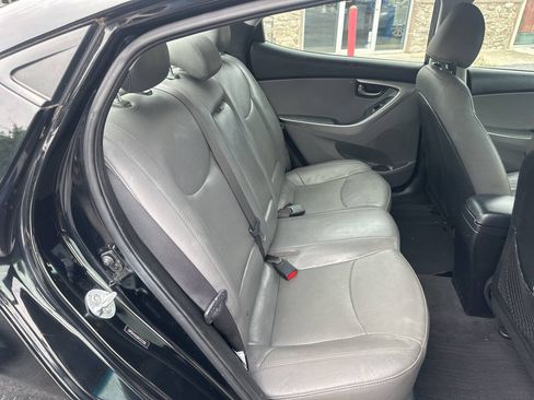 Used 2013 Hyundai Elantra Limited w/ Technology Pkg FWD image 15