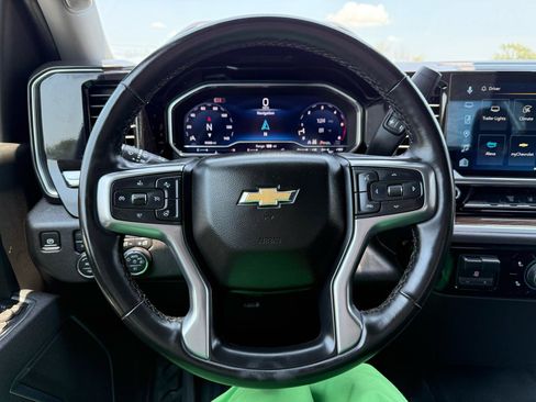 Used 2025 Chevrolet Silverado 2500 LT w/ Convenience Package AWD/4WD image 22