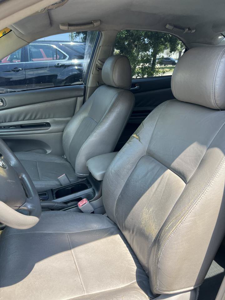 Used 2005 Toyota Camry LE FWD image 8