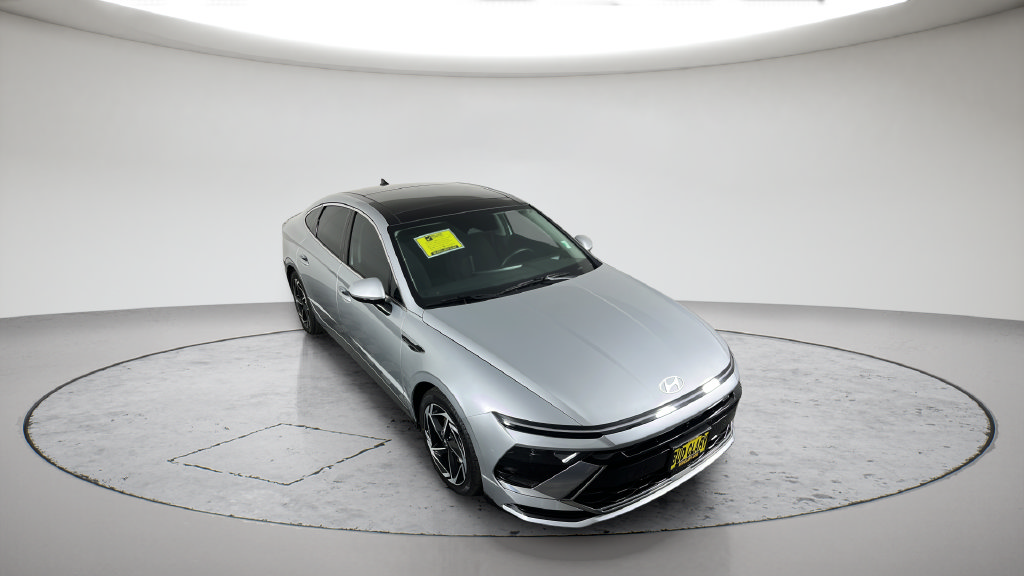 Used 2025 Hyundai Sonata SEL FWD image 4