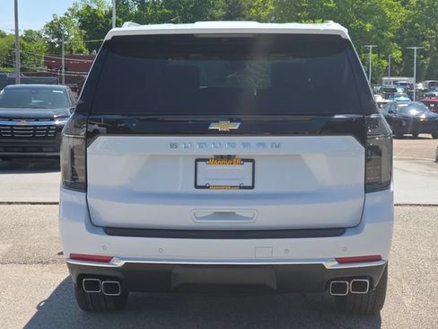New 2026 Chevrolet Suburban High Country AWD/4WD image 18
